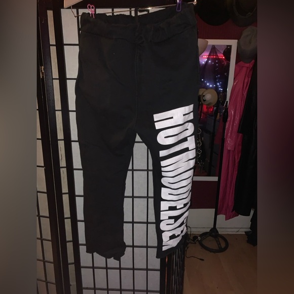 Hot Model Sex Joggers - Picture 4 of 8